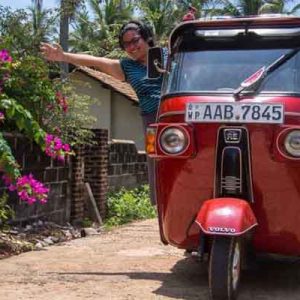 habarana-tuk-tuk.jpg